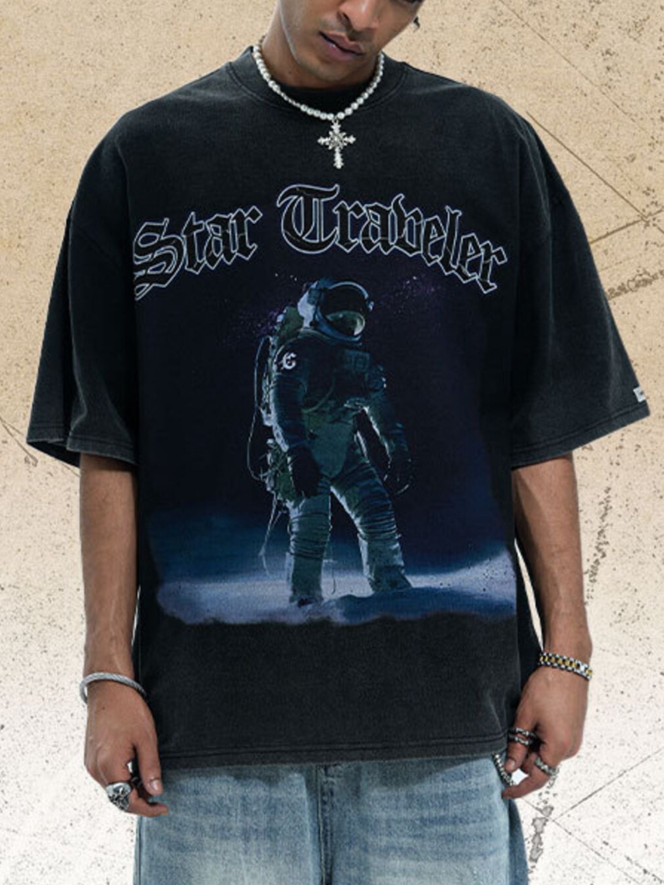 Men's Star Traveler Graphic Oversized T-Shirt - FASHIONS STOP